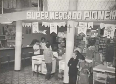 A fachada na Avenida 1º de Junho